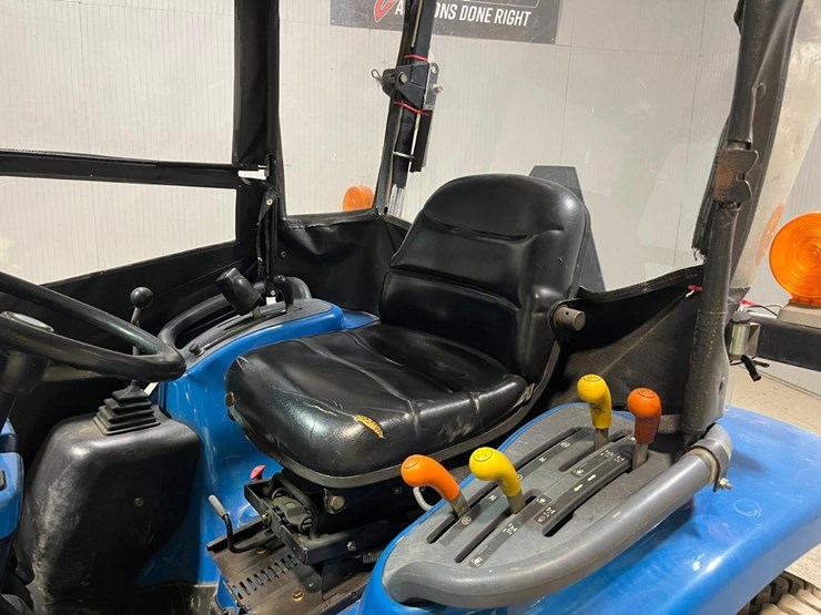 new-holland-1630-image-22