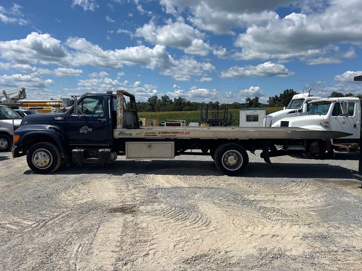 1996-ford-f800-image-6