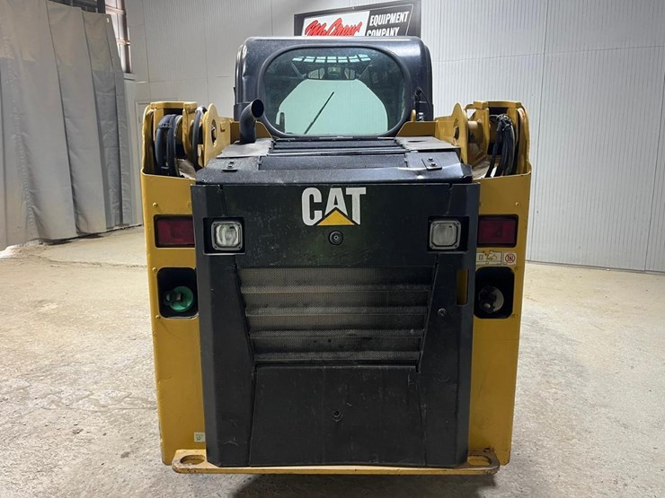 2017-caterpillar-226d-image-4