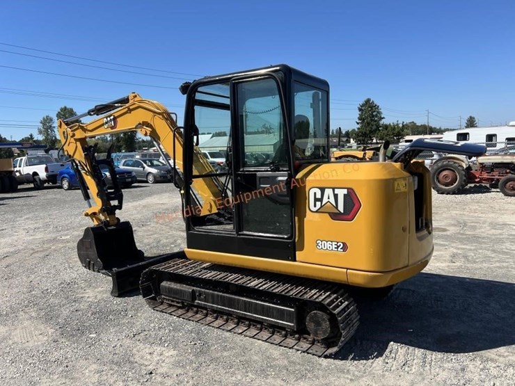 2020-cat-306e2-excavator-image-3