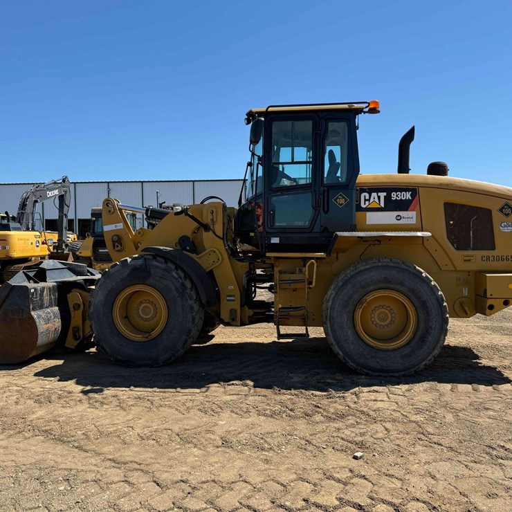 2013 CATERPILLAR 930K