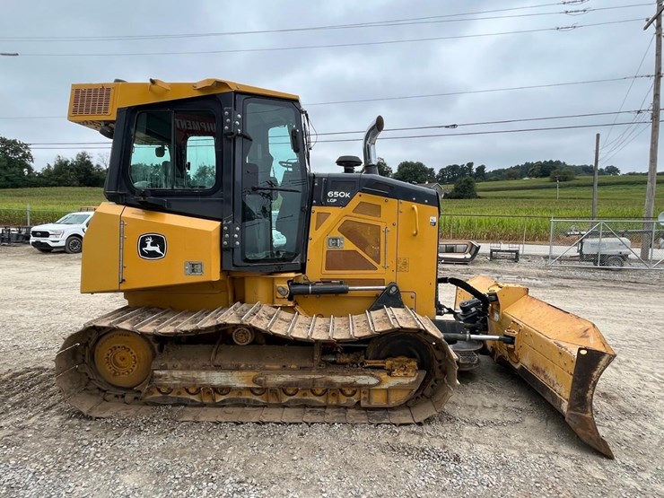 2015-deere-650k-image-6