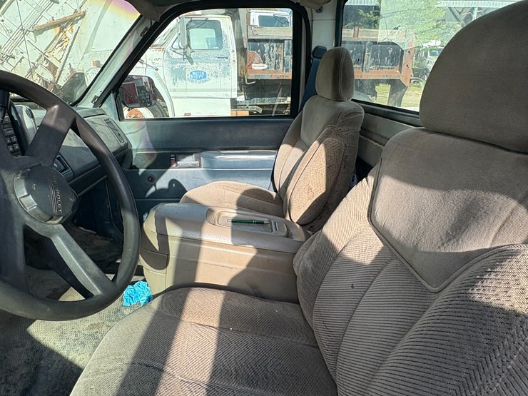 1994-chevrolet-1500-image-26