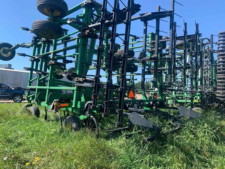 2010-john-deere-2410-image-8
