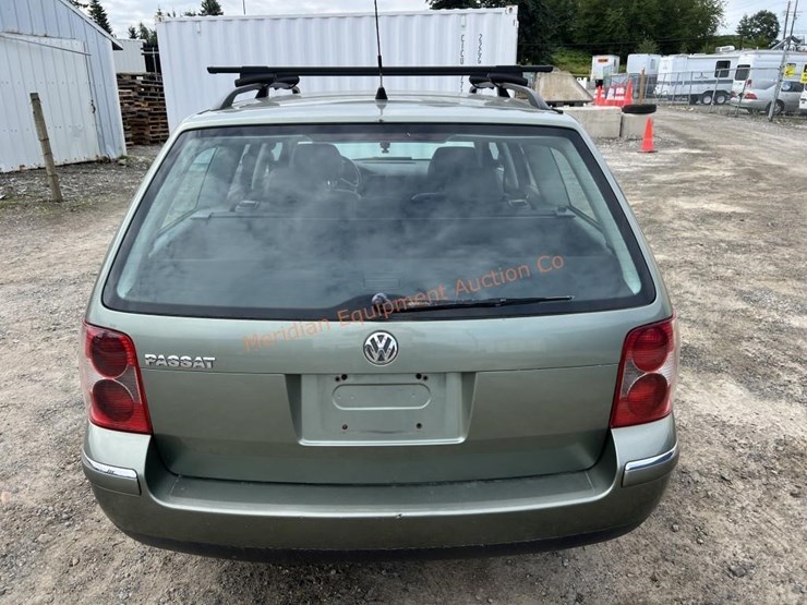2003-volkswagen-passat-wagon-image-4