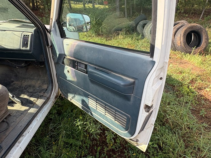 1994-chevrolet-1500-image-17