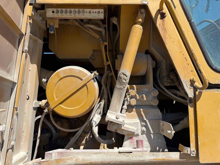 1983-caterpillar-973-lgp-image-6