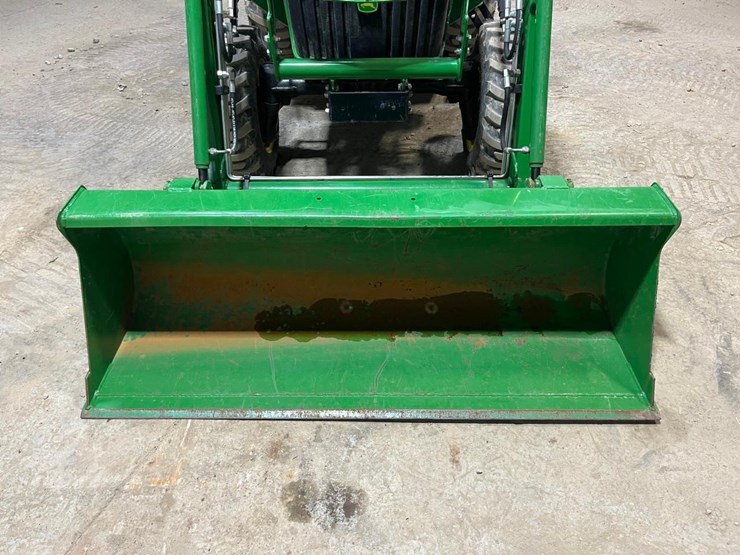 2019-john-deere-3025e-image-10