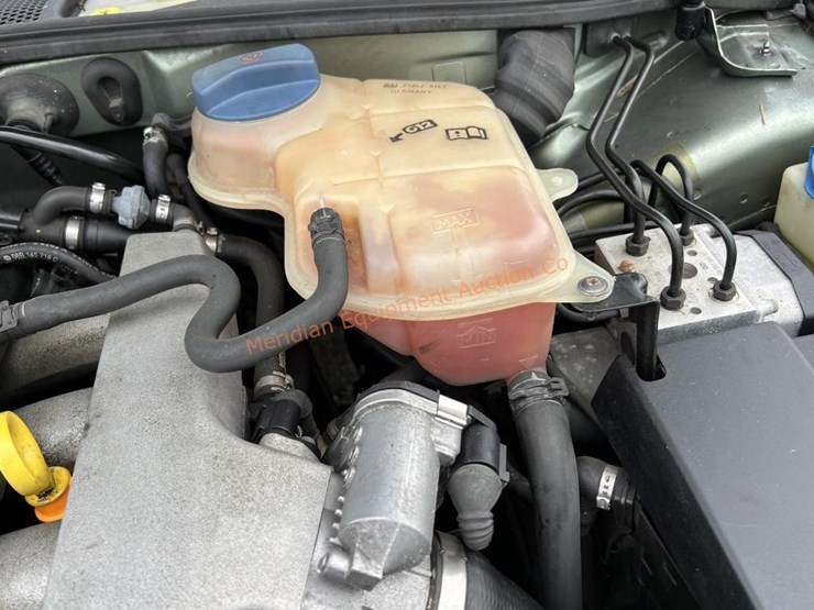 2003-volkswagen-passat-wagon-image-32