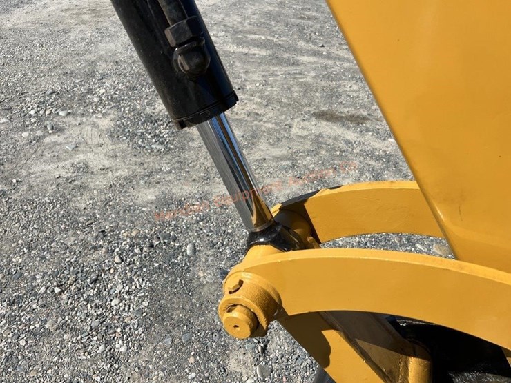 2020-cat-306e2-excavator-image-14