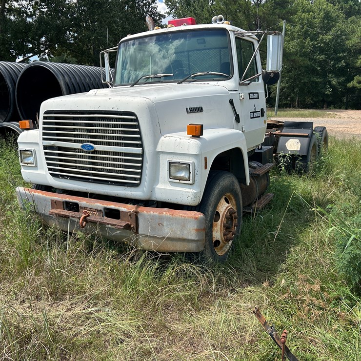1996 FORD L9000