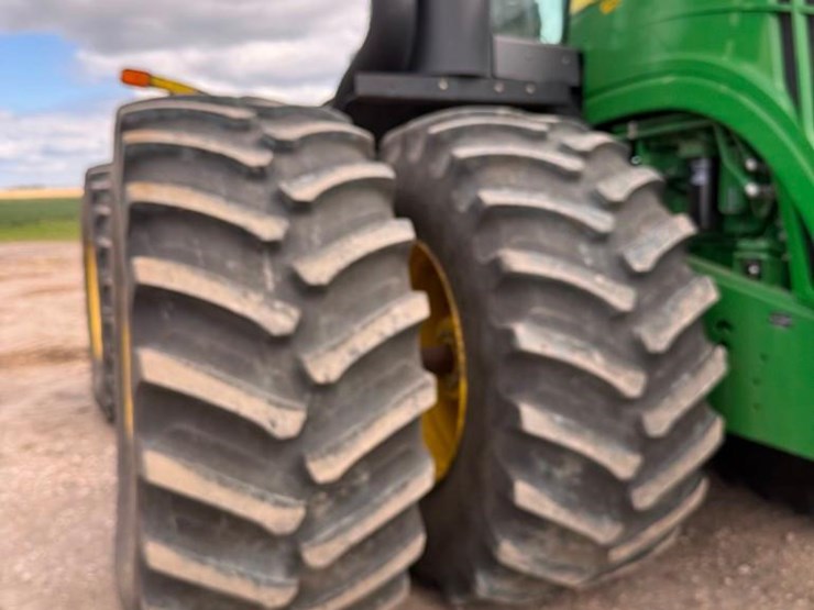 2013-john-deere-9560r-image-10