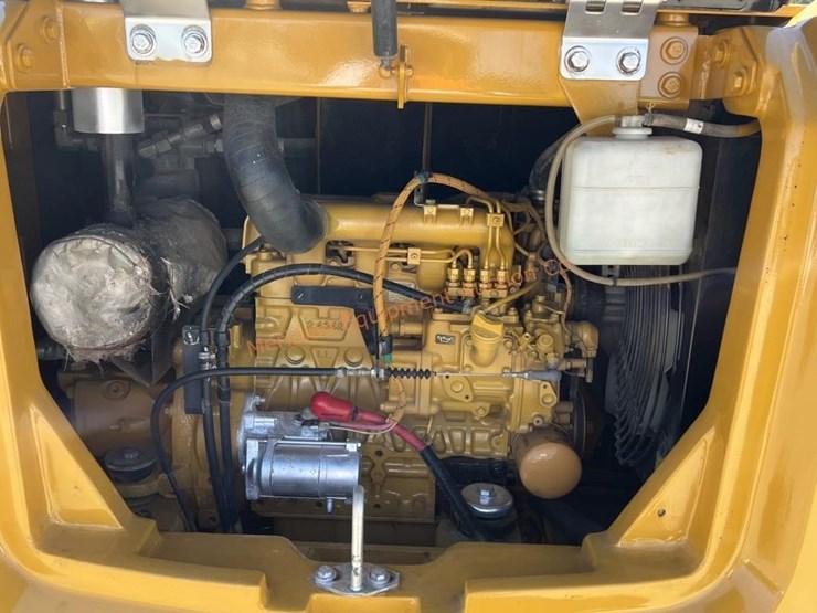 2020-cat-306e2-excavator-image-21