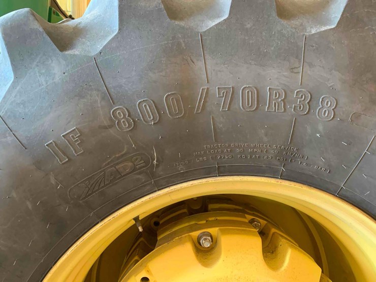 2013-john-deere-9560r-image-37