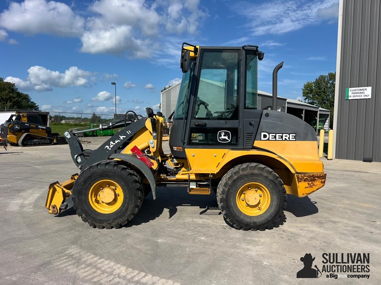 2018-deere-244k-image-8