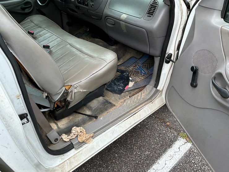 1997-ford-f250-image-28