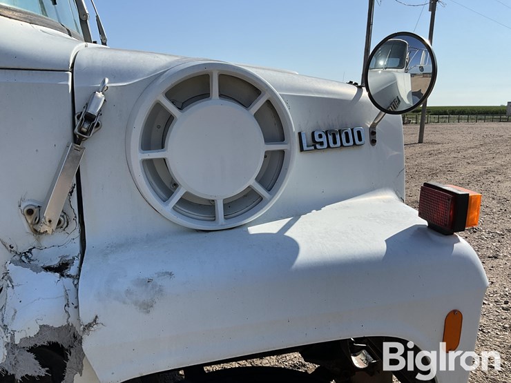 1989-ford-lnt9000-image-13