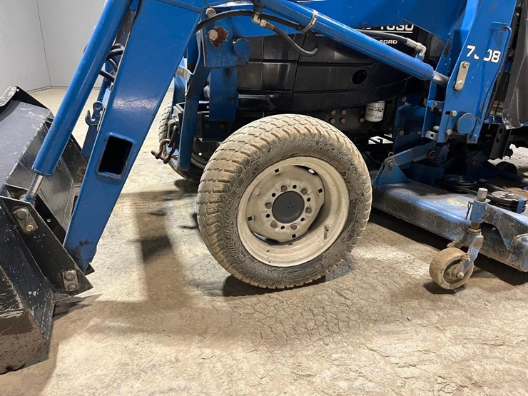 new-holland-1630-image-11
