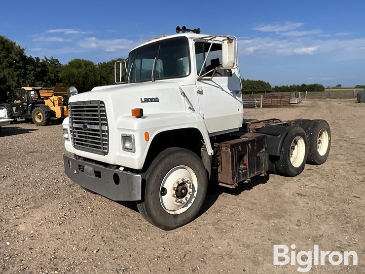 1989-ford-lnt9000-image-1