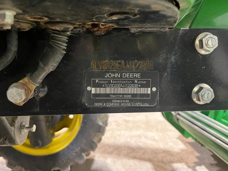 2019-john-deere-3025e-image-35