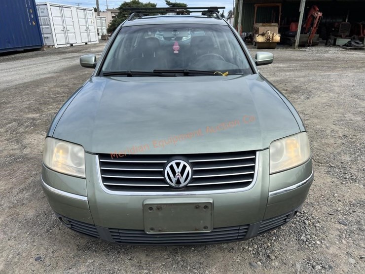 2003-volkswagen-passat-wagon-image-8