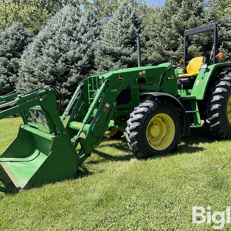 2010 JOHN DEERE 6115D