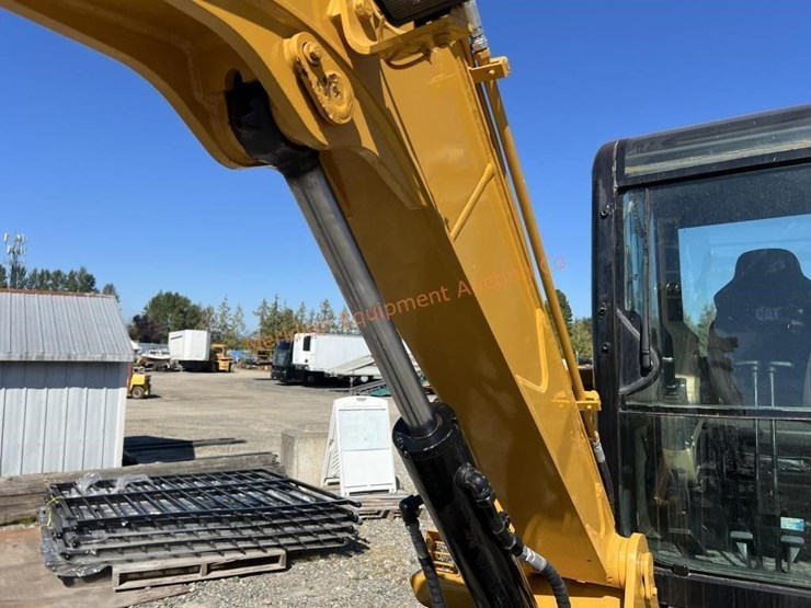 2020-cat-306e2-excavator-image-13