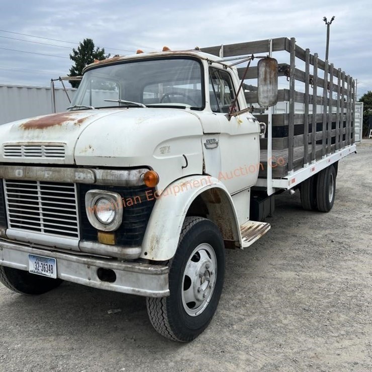 1965 FORD N600
