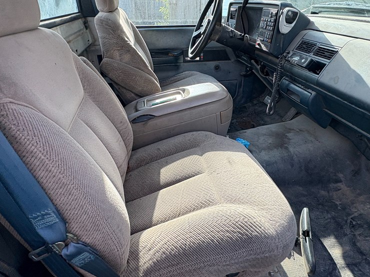 1994-chevrolet-1500-image-19