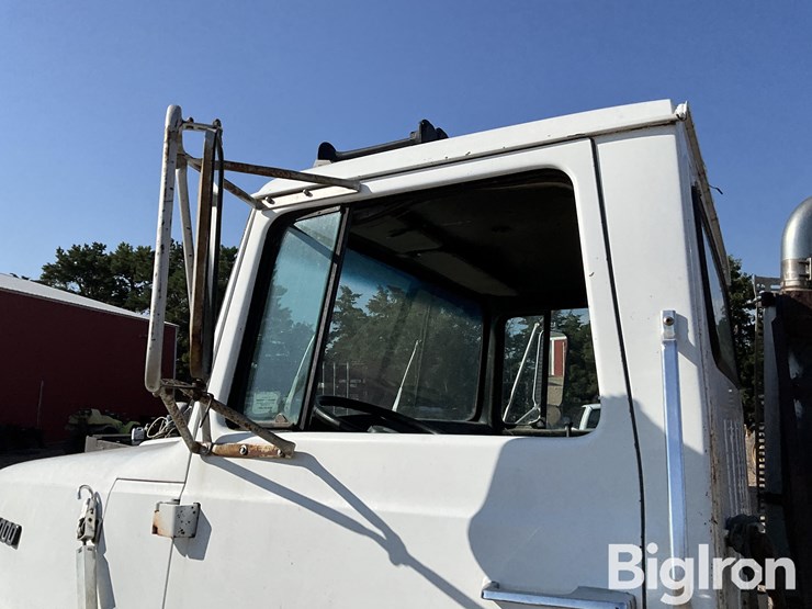 1989-ford-lnt9000-image-19