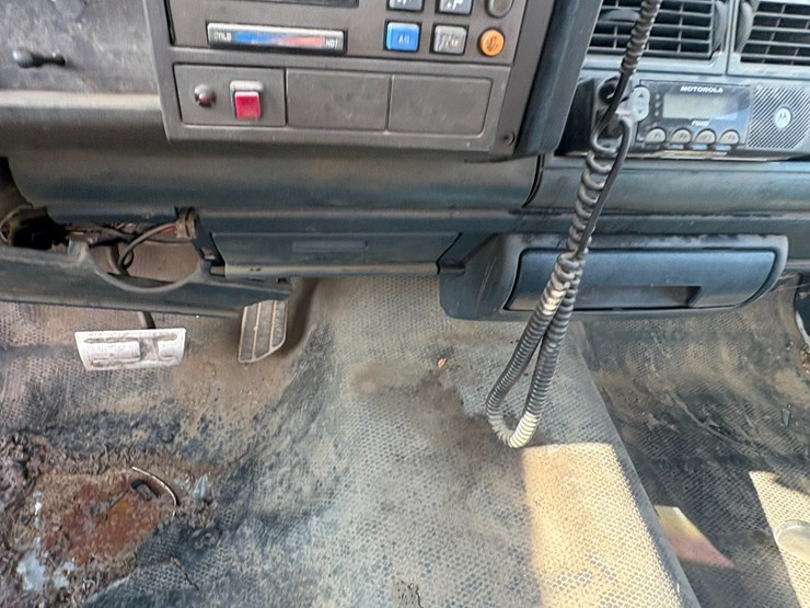 1994-chevrolet-1500-image-31