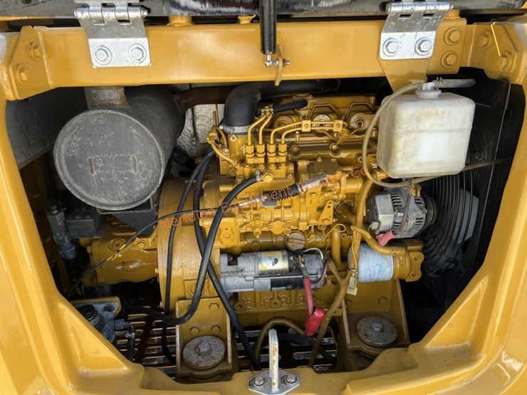 2020-cat-306e2-excavator-image-3