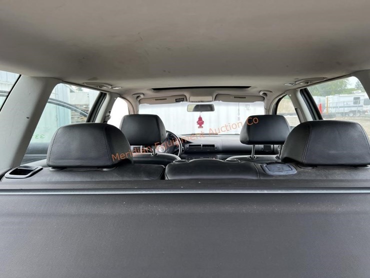 2003-volkswagen-passat-wagon-image-22