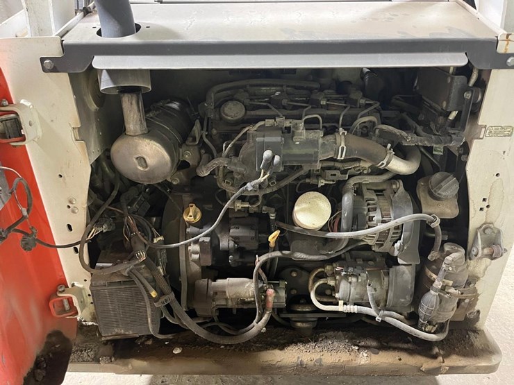2018-bobcat-s740-image-14