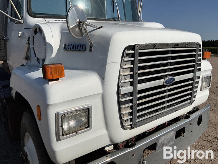 1989-ford-lnt9000-image-14