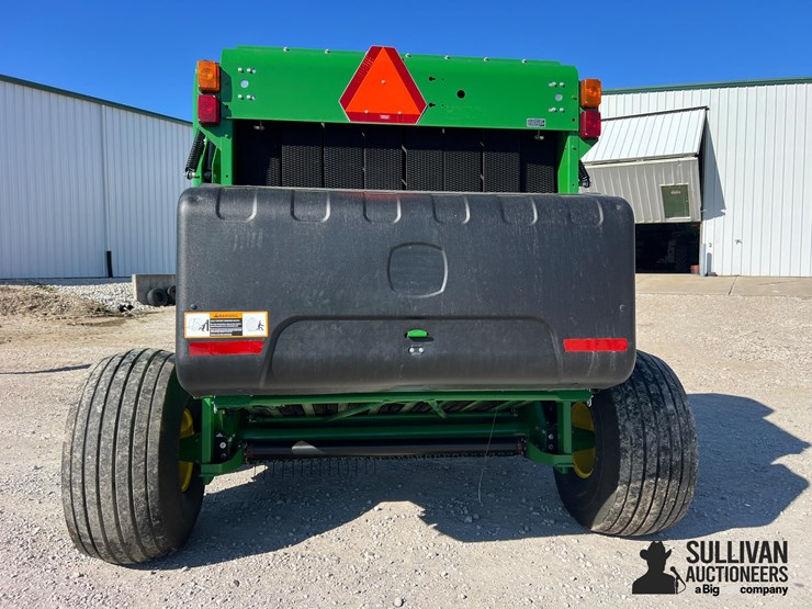 2019-john-deere-560m-image-6