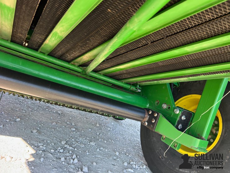 2019-john-deere-560m-image-20