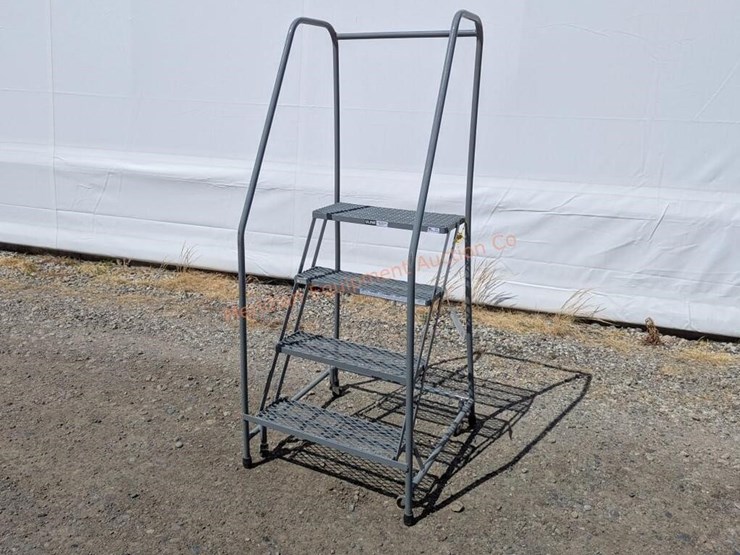 u-line-59-degree-angle-4-step-rolling-ladder-image-6