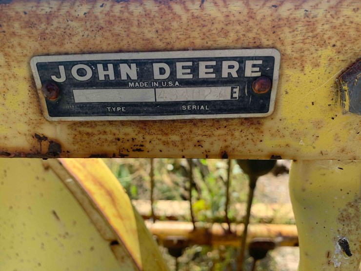 john-deere-670-image-9