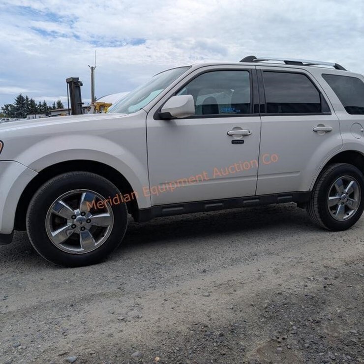 2010 FORD ESCAPE