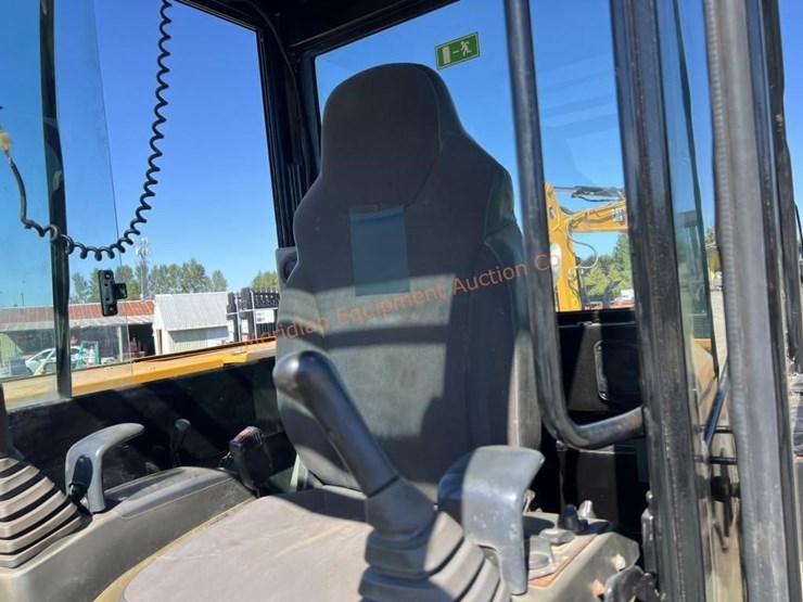 2020-cat-306e2-excavator-image-29