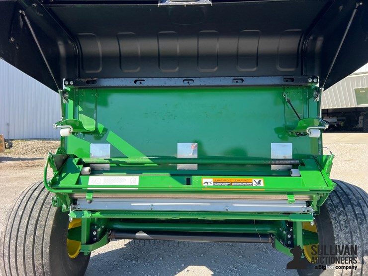 2019-john-deere-560m-image-17