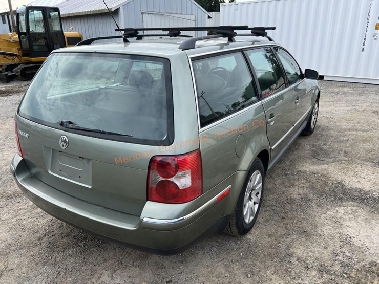 2003-volkswagen-passat-wagon-image-5