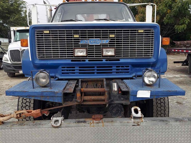 1989-gmc-7000-image-7