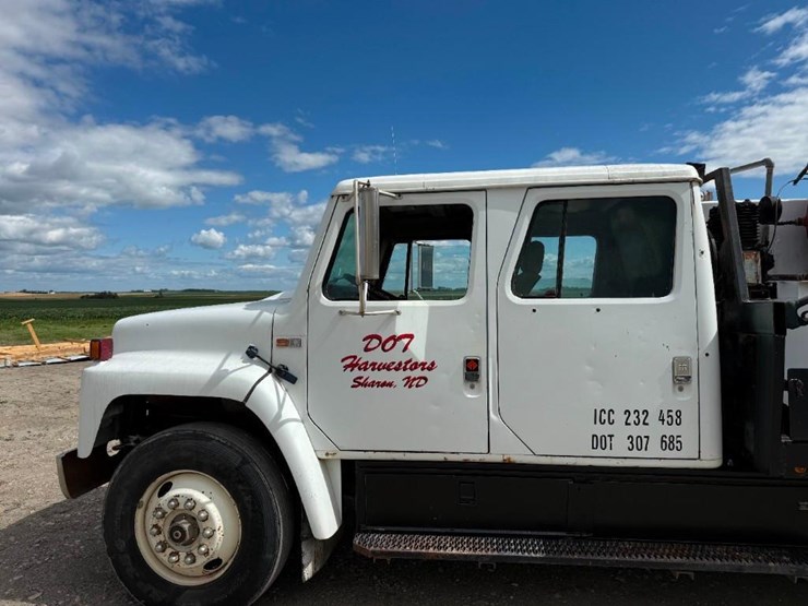 1985-custom-built-image-2