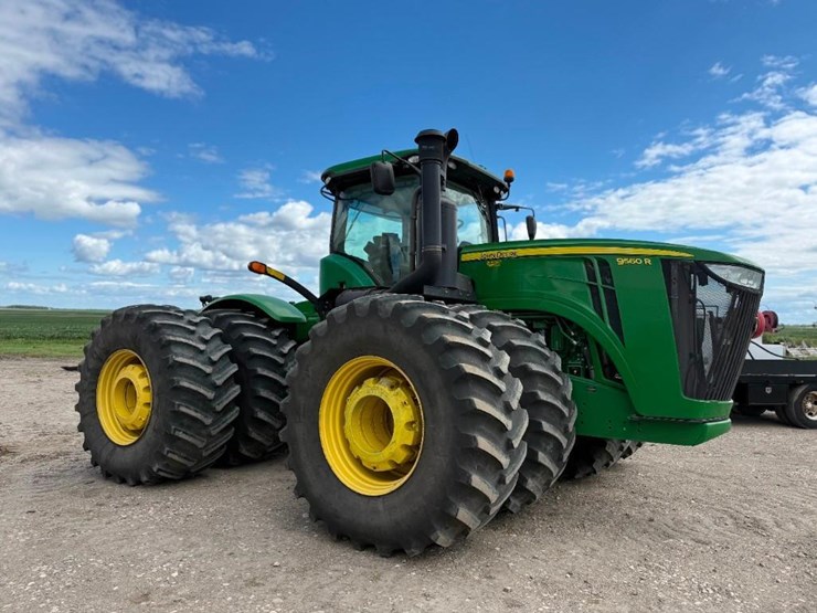 2013-john-deere-9560r-image-2