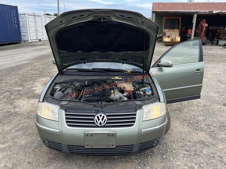 2003-volkswagen-passat-wagon-image-31