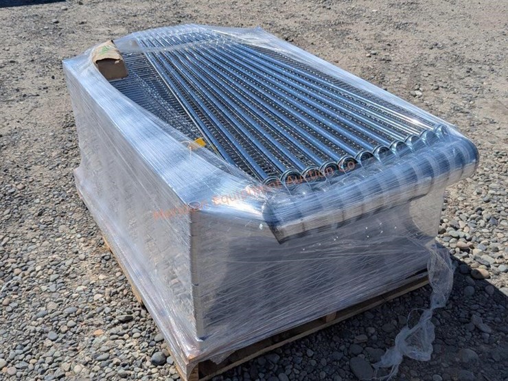 3--sets-of-unused-wire-rolling-racks-image-2