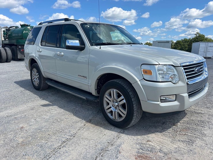 2006-ford-explorer-image-3