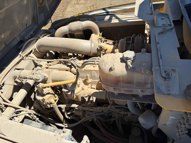 2014-deere-370e-image-5
